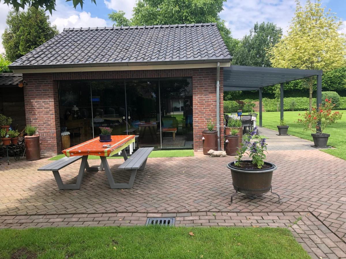 De Zolder Acomodação com café da manhã Meterik Exterior foto